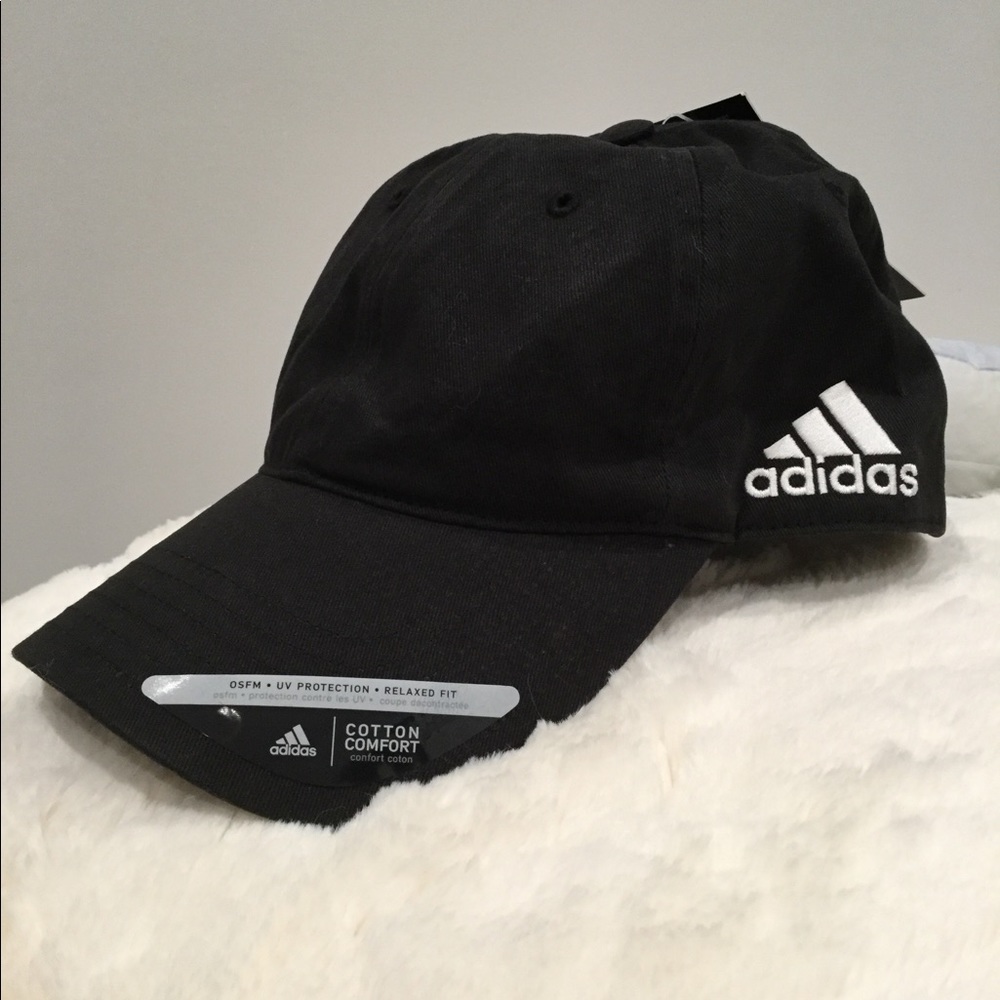 NWT Adidas black adjustable cotton cap🧢